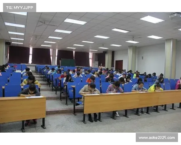 龙潭公园办“中湖球王争霸赛”，球迷称氛围胜专业赛